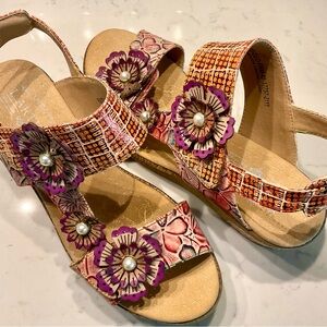 L’ ARTISTE Wedge Sandal